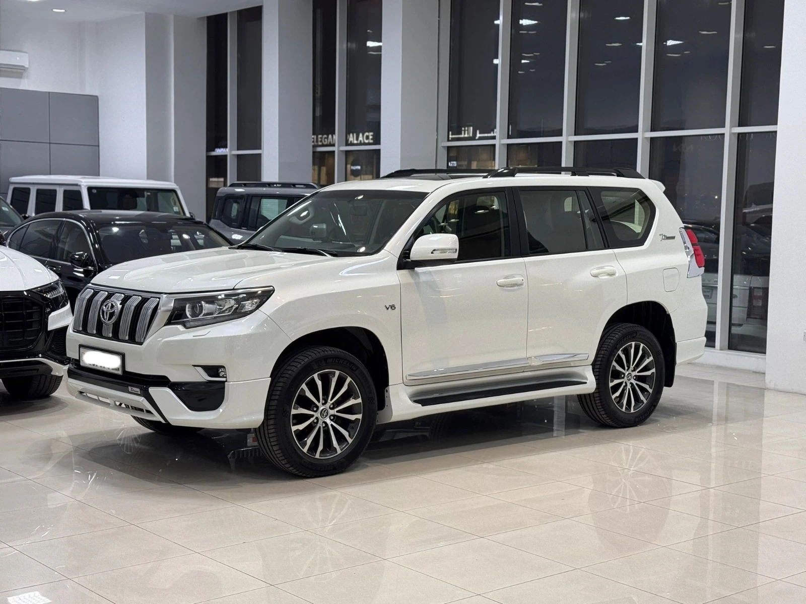 Toyota Prado TX-L 2022 (White)