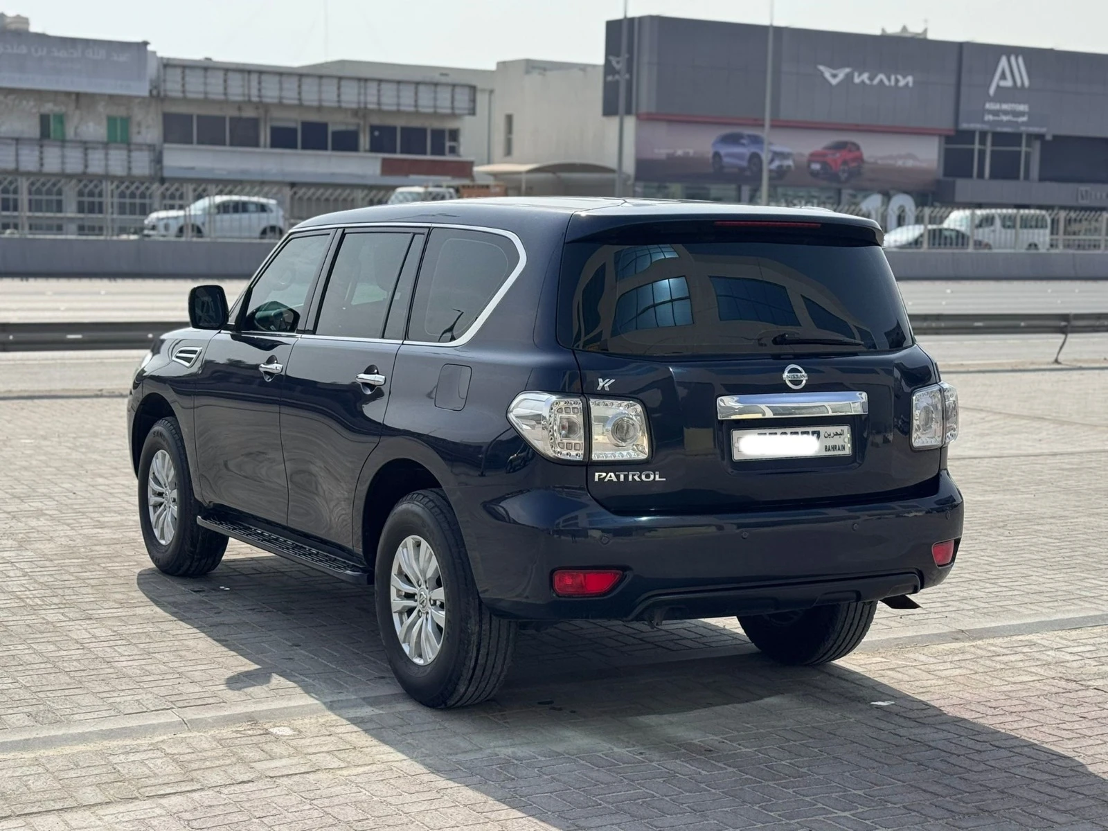Nissan Patrol XE 2019 (Blue)