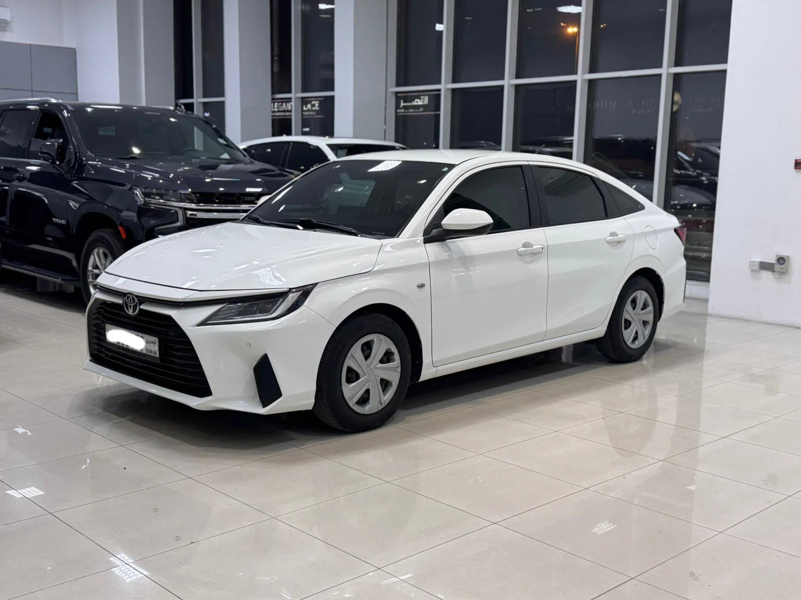 Toyota Yaris 2023 (White)