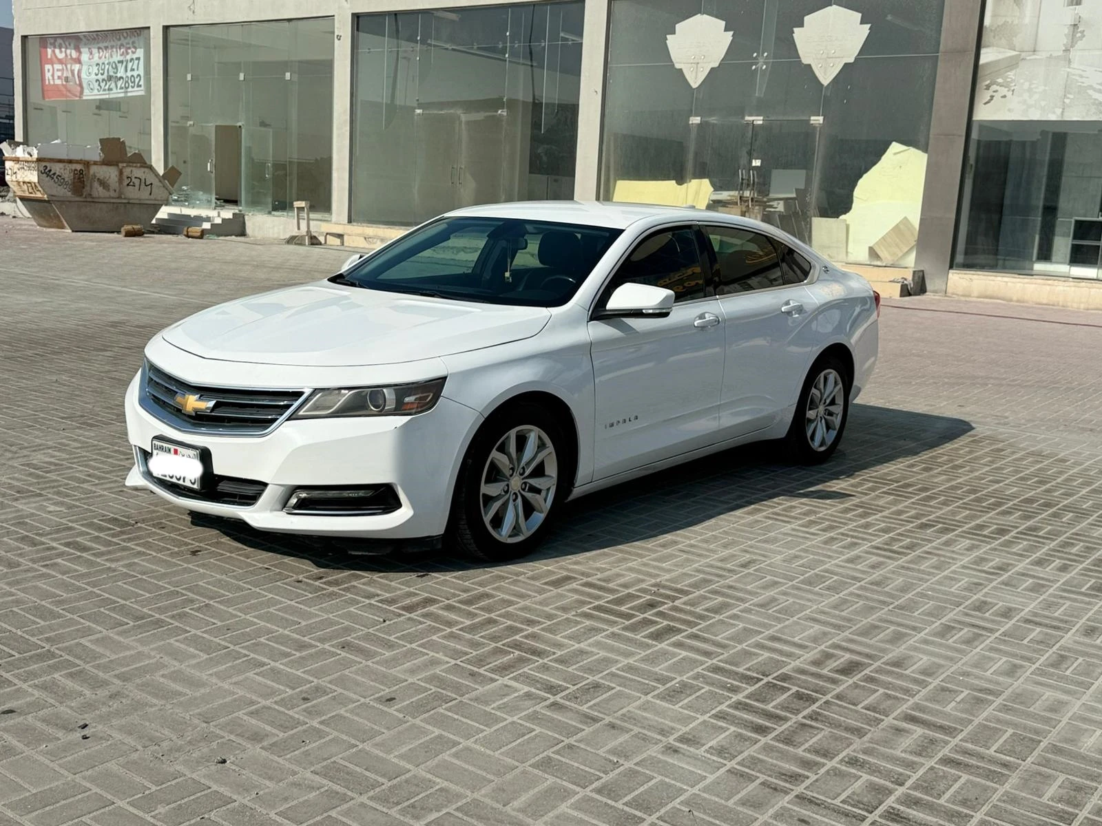 Chevrolet Impala LT 2018 (White)