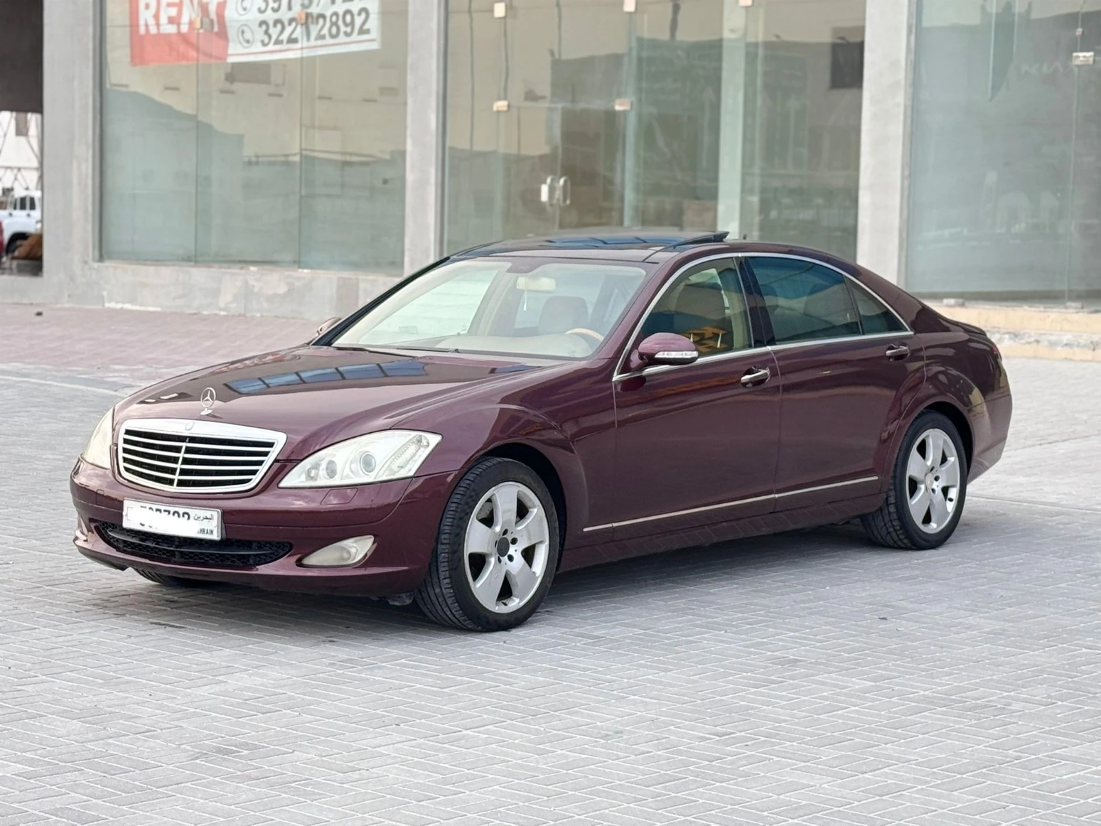 Mercedes Benz S-350 / 2009 (Red)