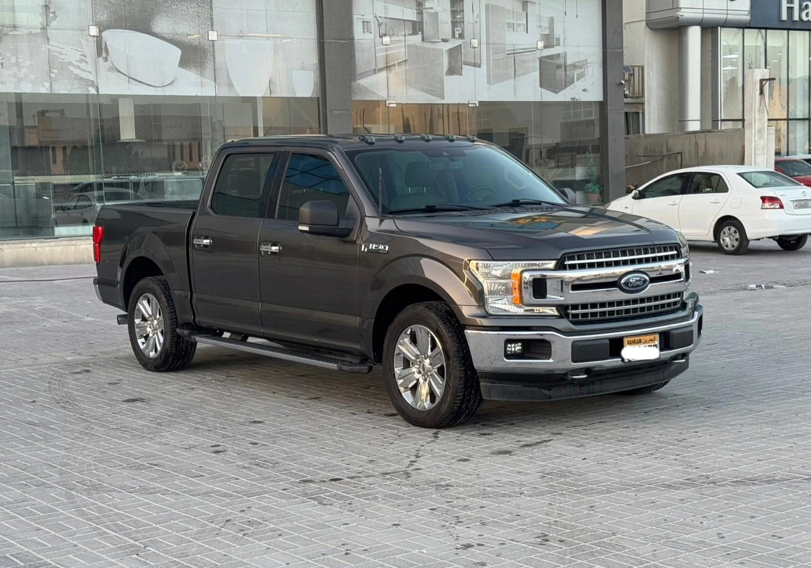 فورد F-150 / 2020 (رمادي)