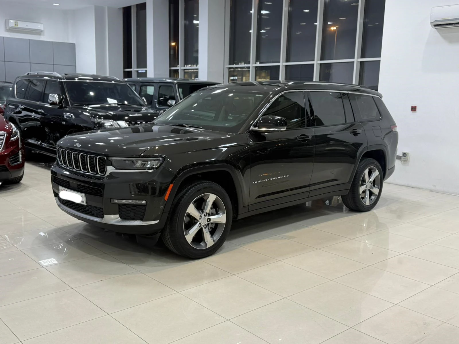 Jeep Grand Cherokee Ltd / 2022 (Black)