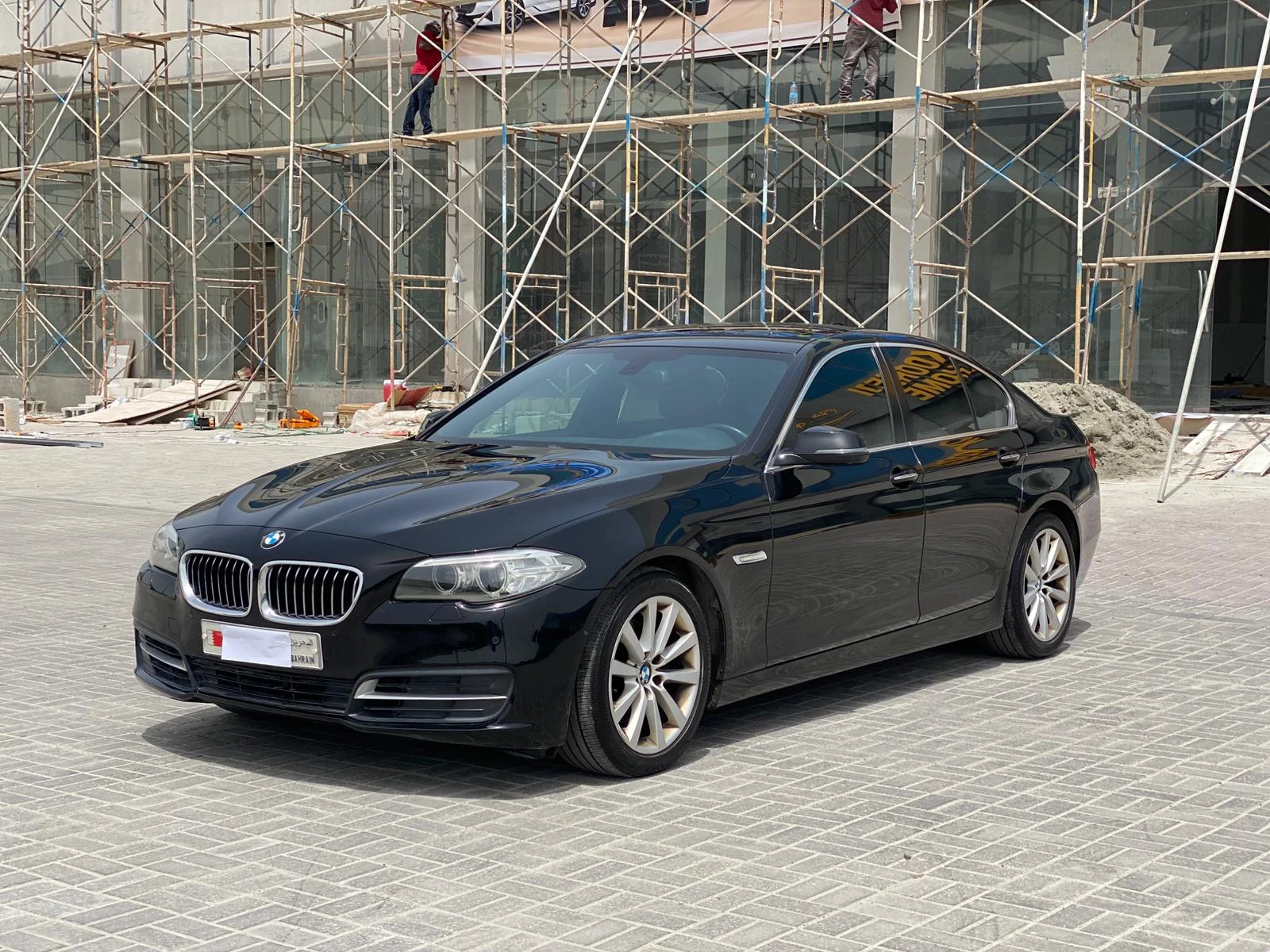 BMW 528i 2016 (Black)