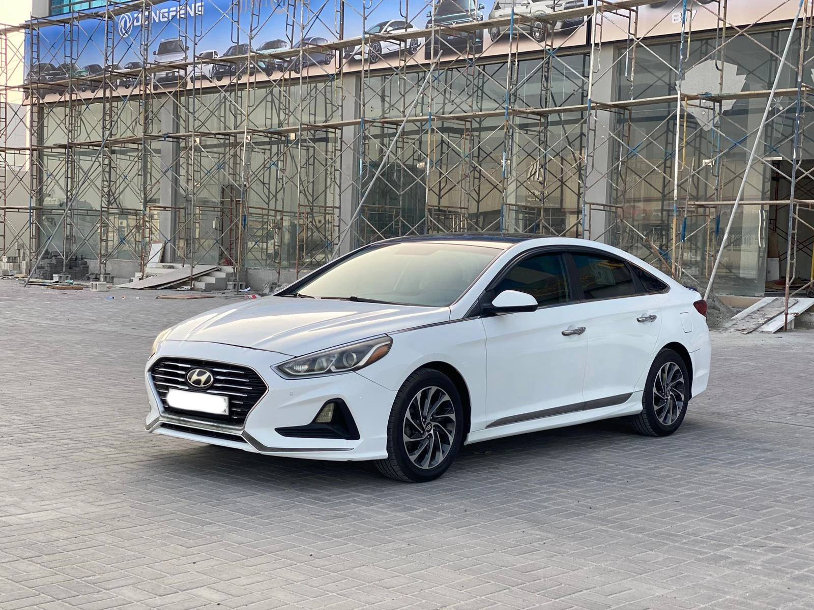 Hyundai Sonata 2018 (White)