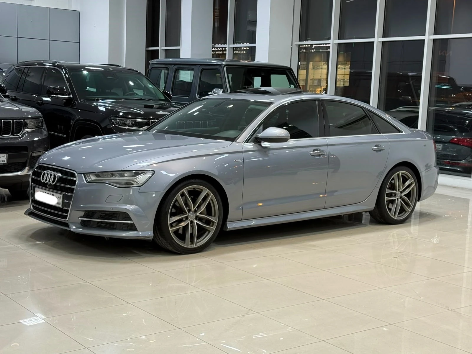 Audi A6 / 2017 (Grey)