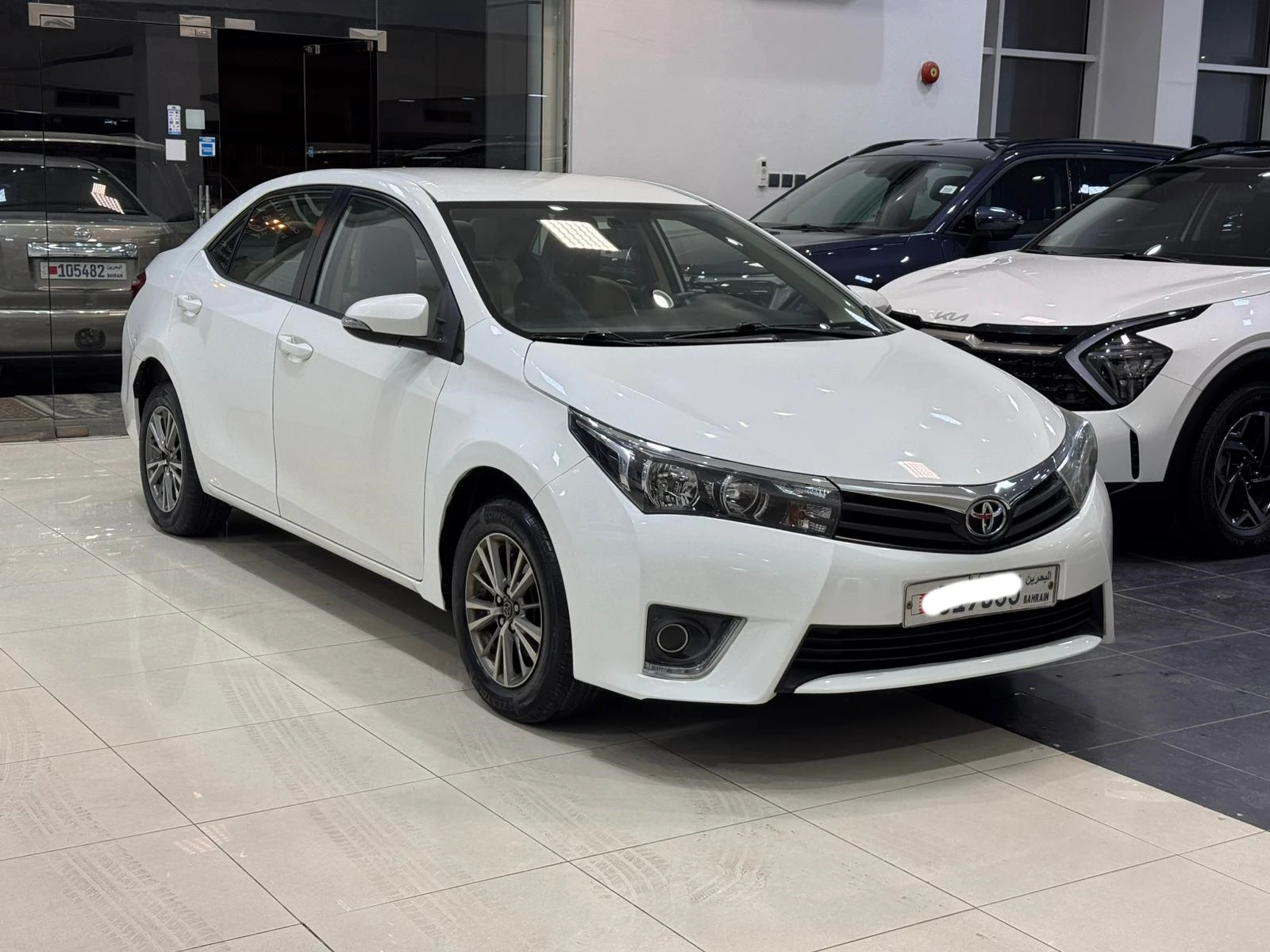 Toyota Corolla XLI 2015 (White)