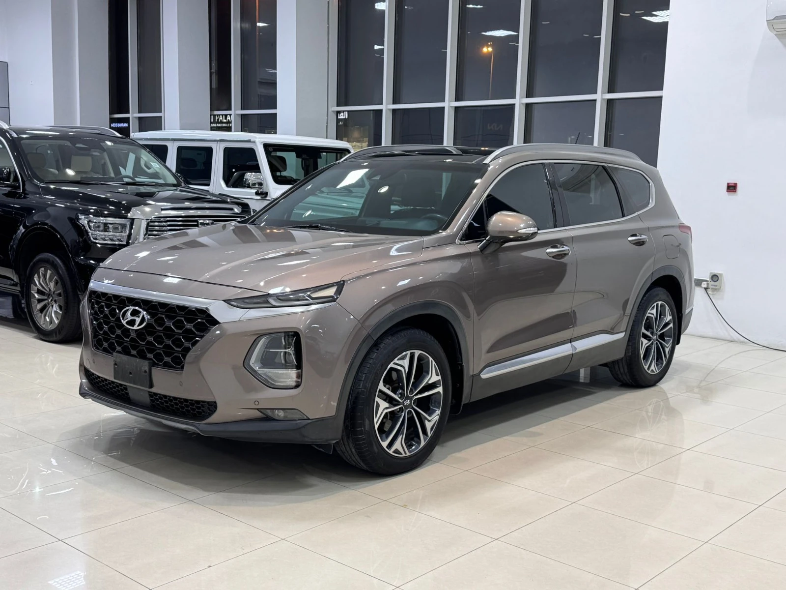 Hyundai SantaFe 2019 (Brown)