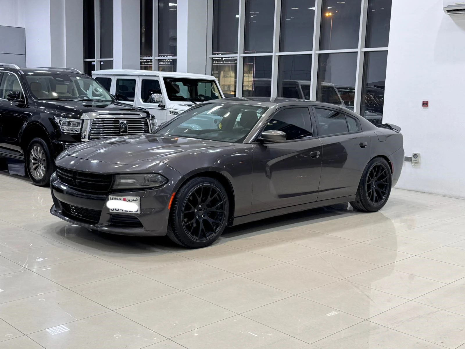 Dodge Charger 2015 (Grey)