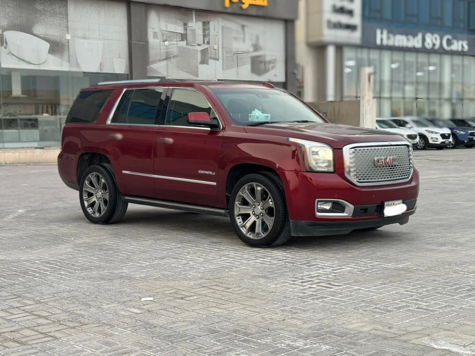 GMC Yukon Denali 2016 (Red)
