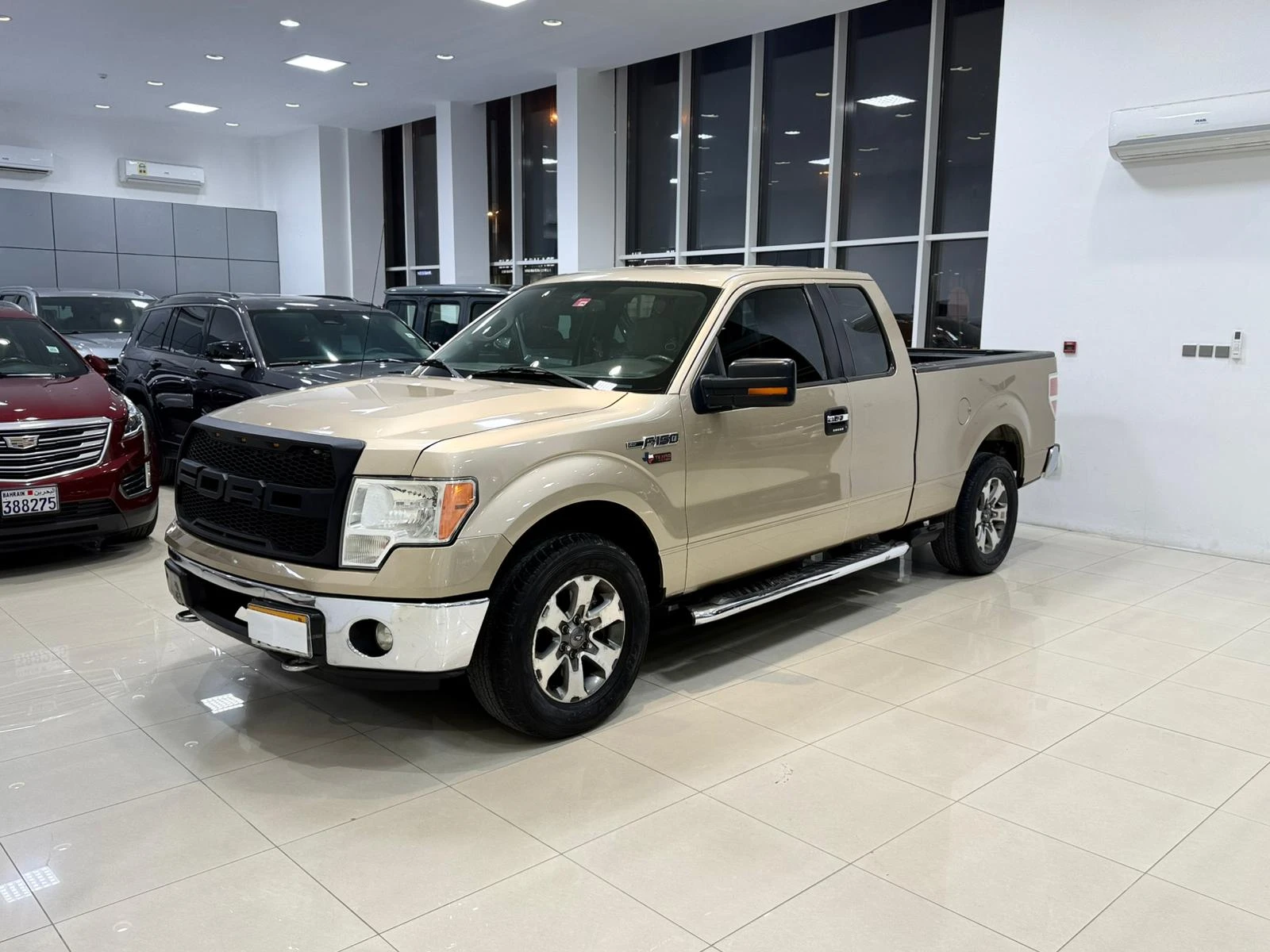 Ford F-150 2014 (Gold)