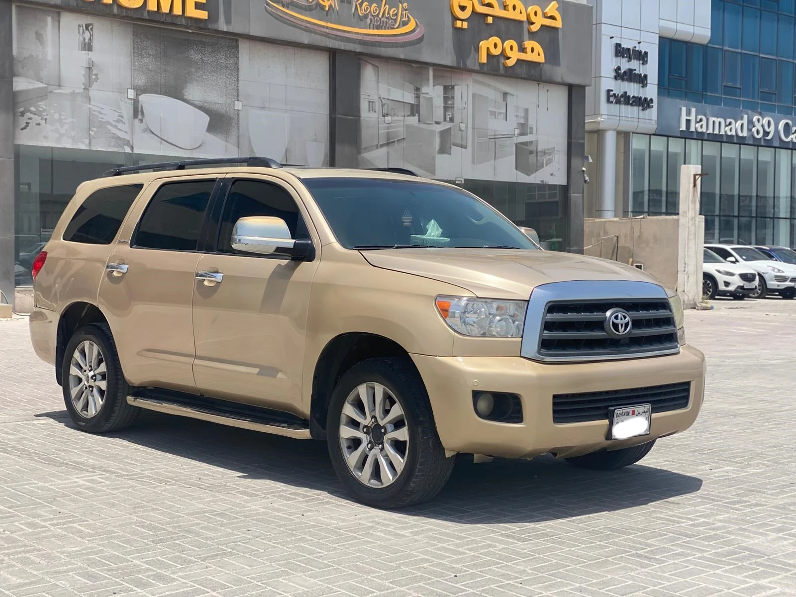 Toyota Sequoia 2010 (Beige)