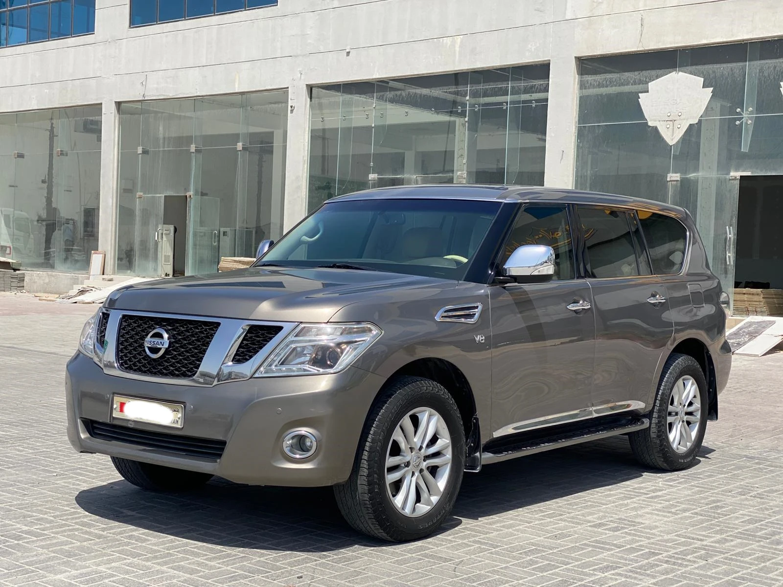 Nissan Patrol SE 2013 (Grey)