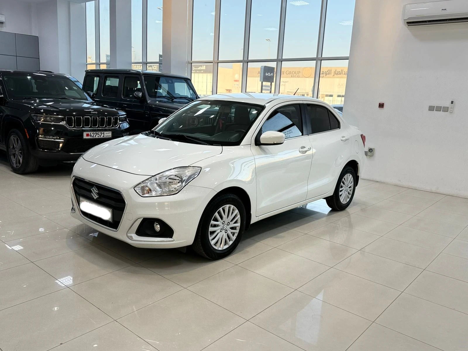 Suzuki Dzire 2024 (White)
