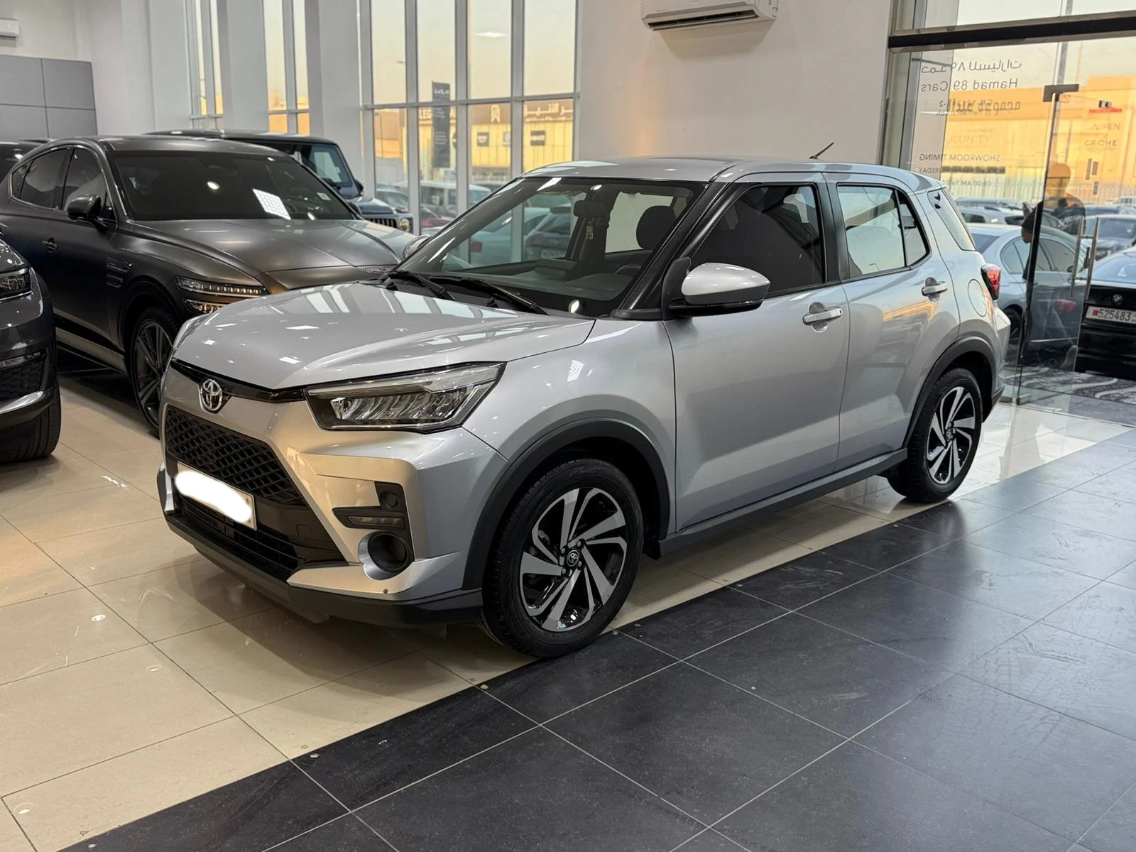 Toyota Raize 2024 (Silver)
