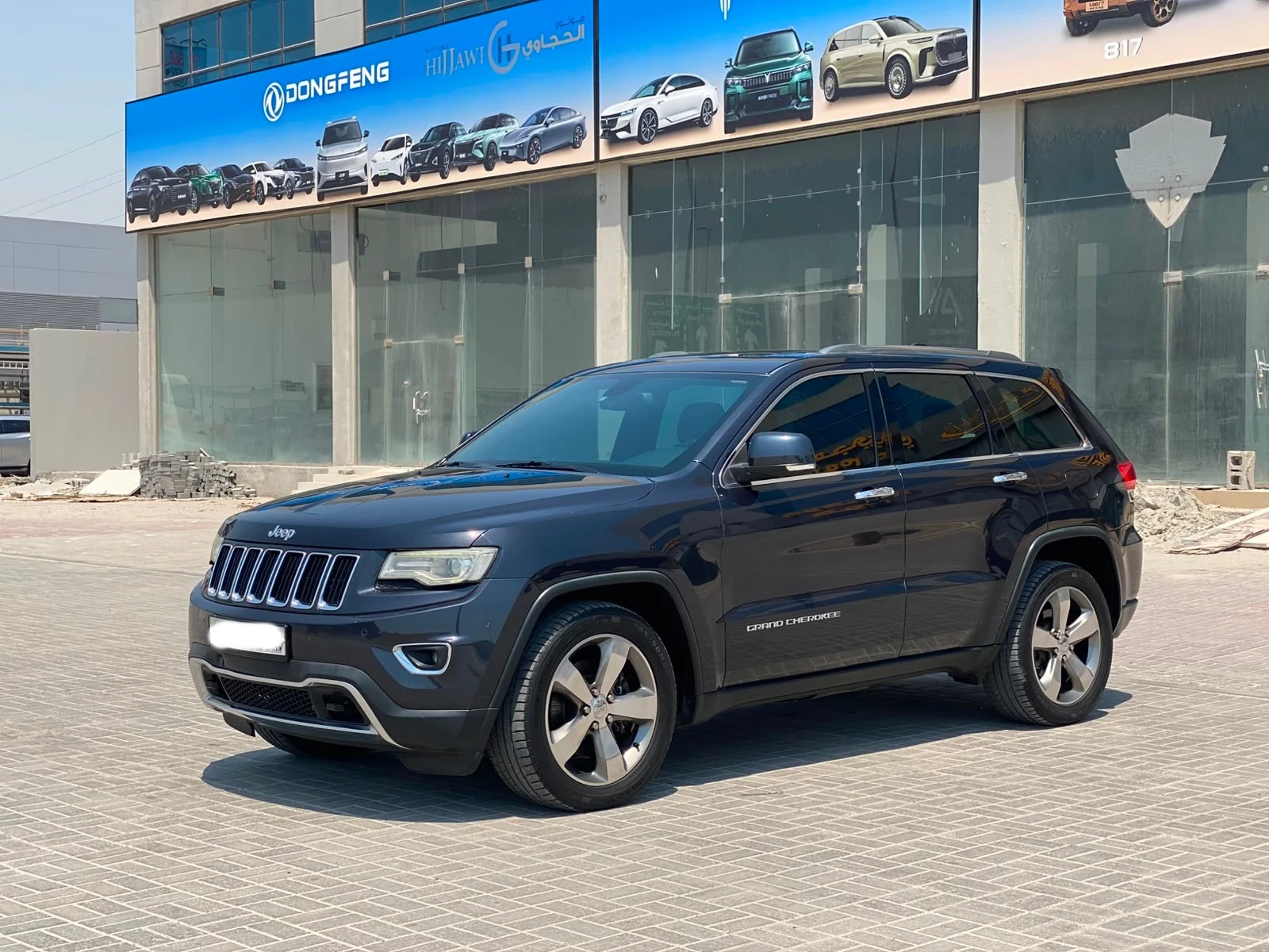 Jeep Grand Cherokee 2014 (Grey)