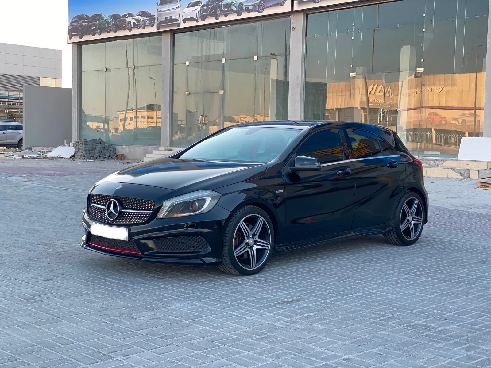 Mercedes Benz A-250 2014 (Black)