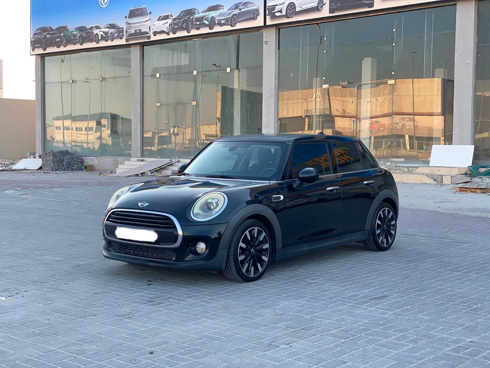 Mini Cooper 2018 (Black)