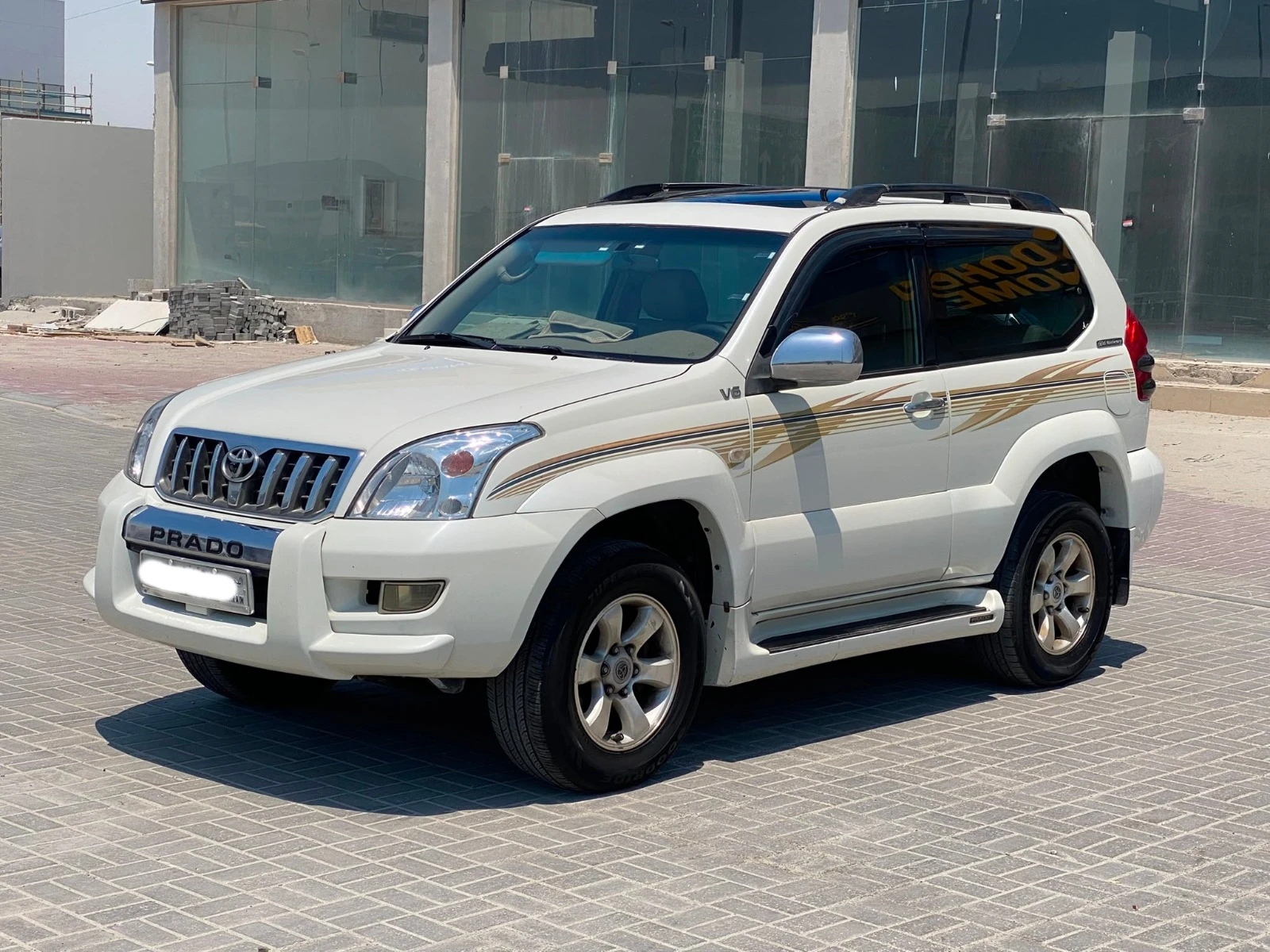 Toyota Prado VX 2006 (White)