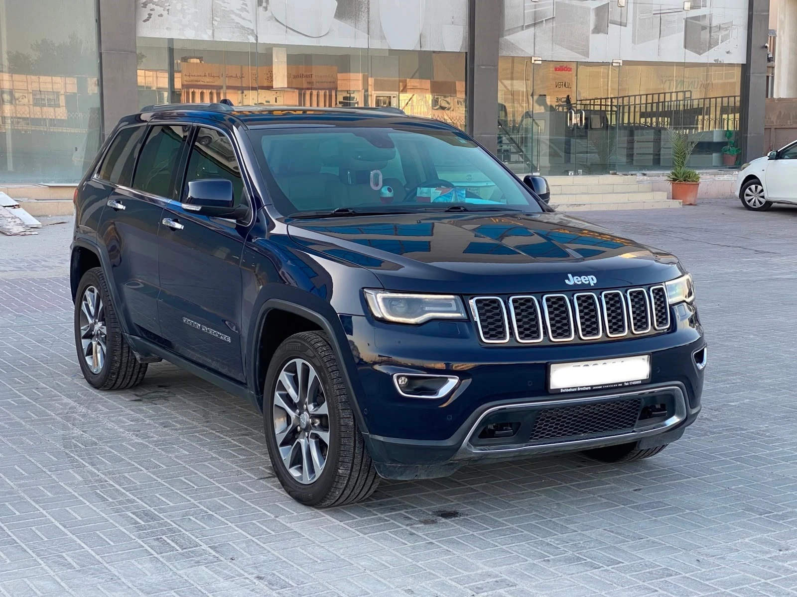 Jeep Grand Cherokee 2018 (Blue)