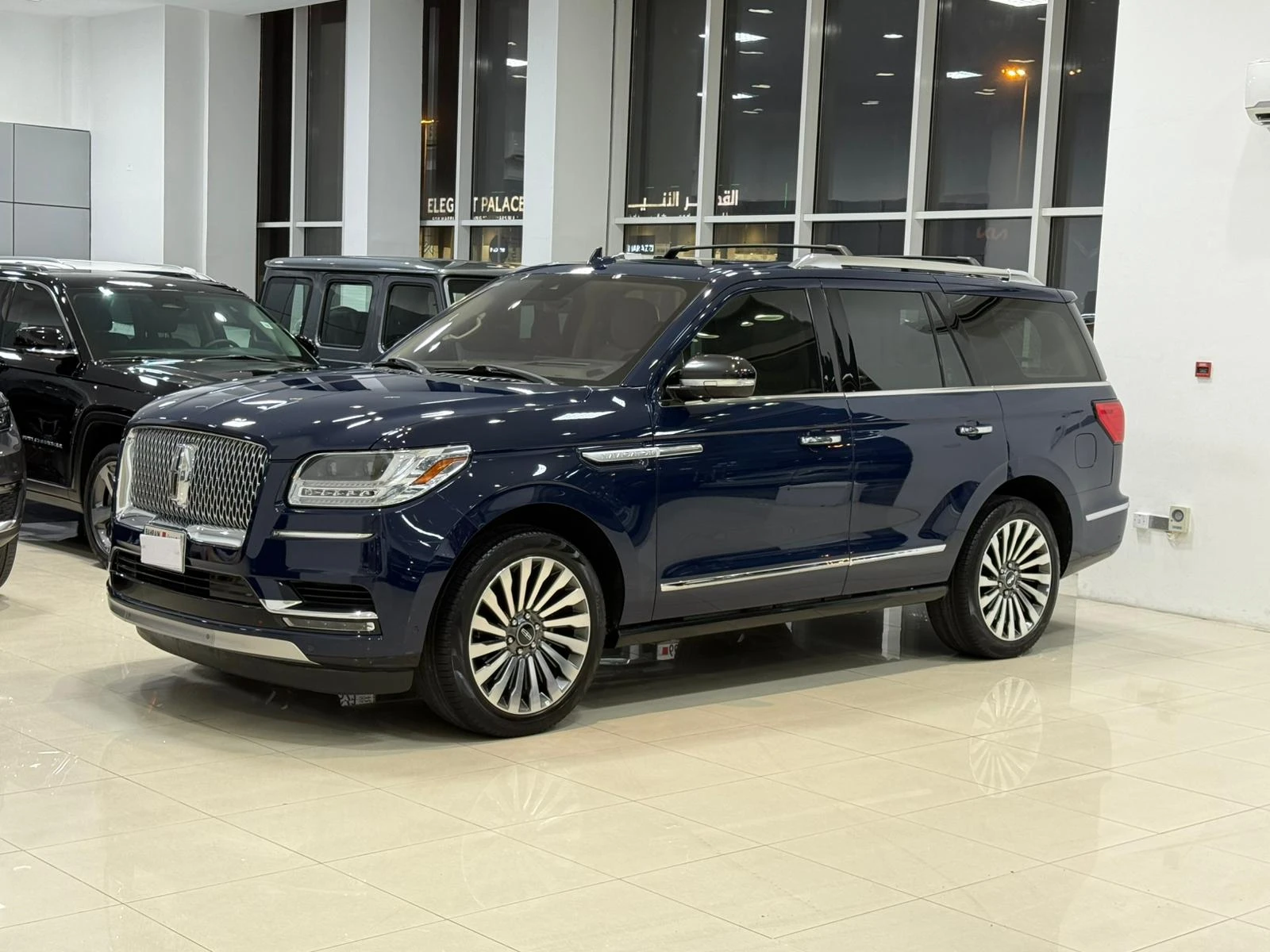 Lincoln Navigator 2018 (Blue)
