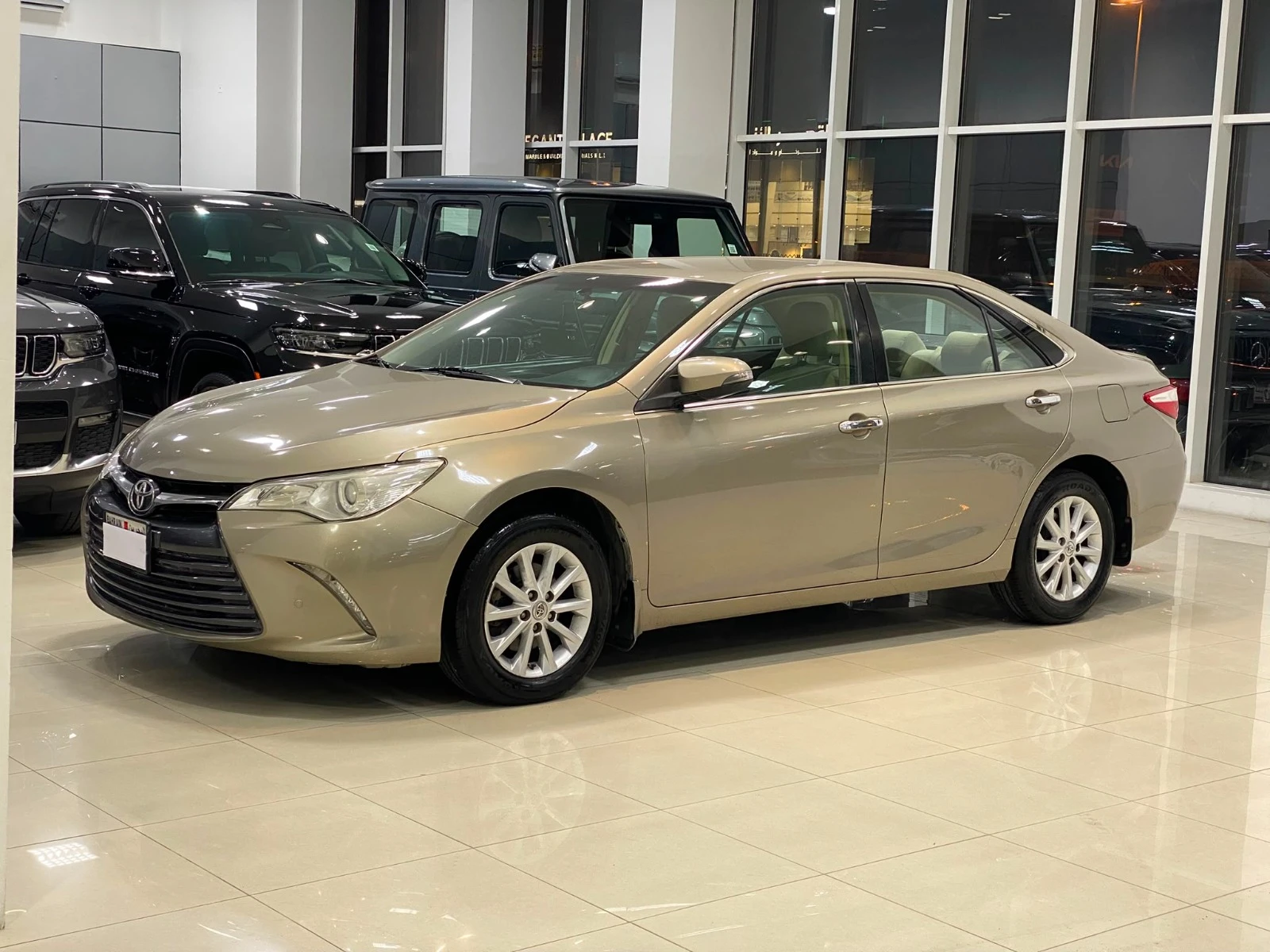 Toyota Camry GL 2017 (Bronze)