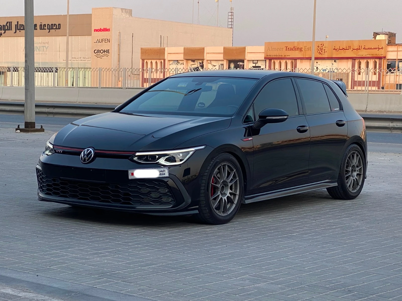 Volkswagen Golf GTI 2022 (Black)