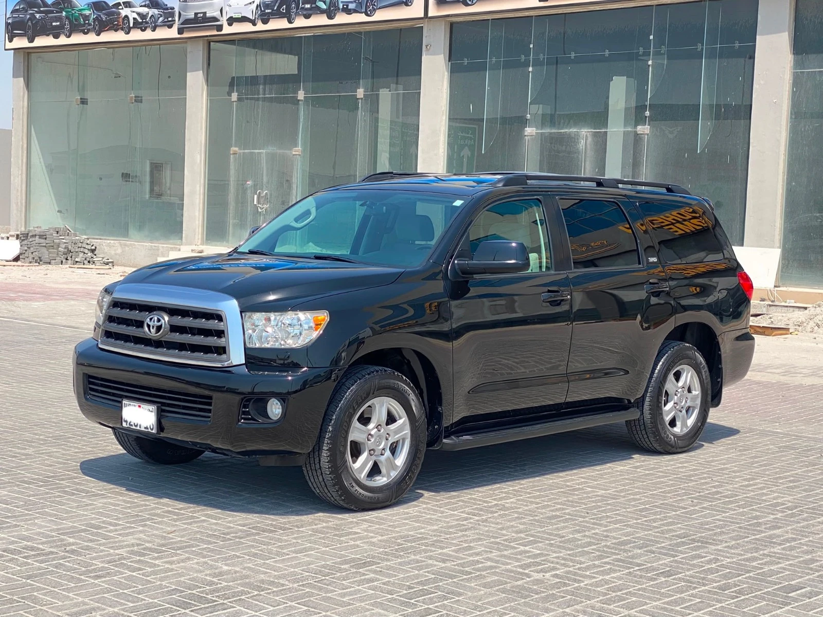 Toyota Sequoia 2016 (Black)