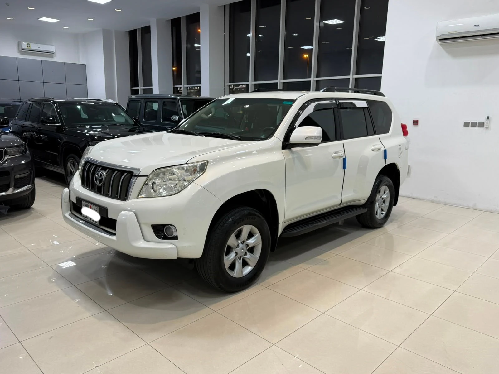 Toyota Prado TX-L 2011 (White)
