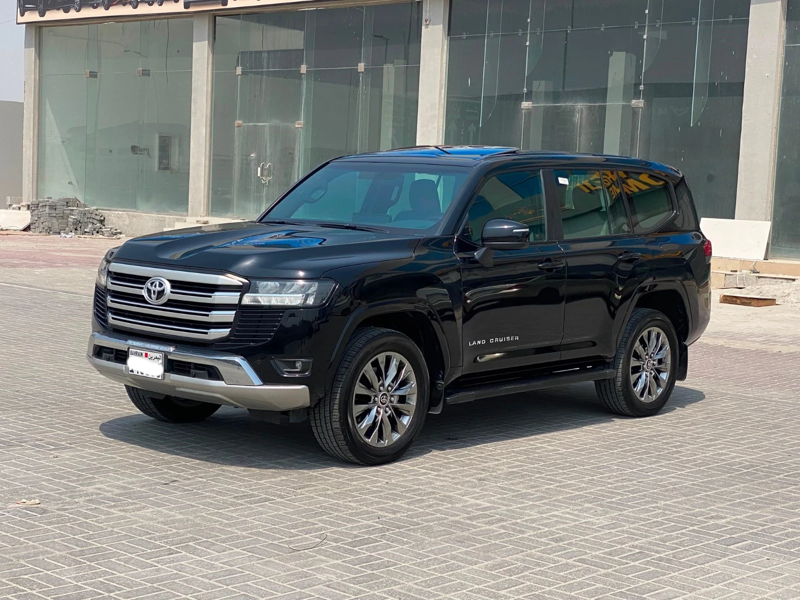 Toyota Land Cruiser GX-R 2023 (Black)