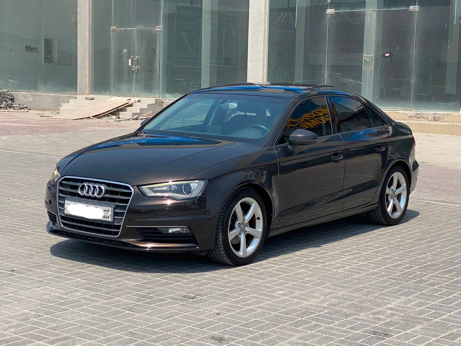 Audi A3 / 2015 (Brown)