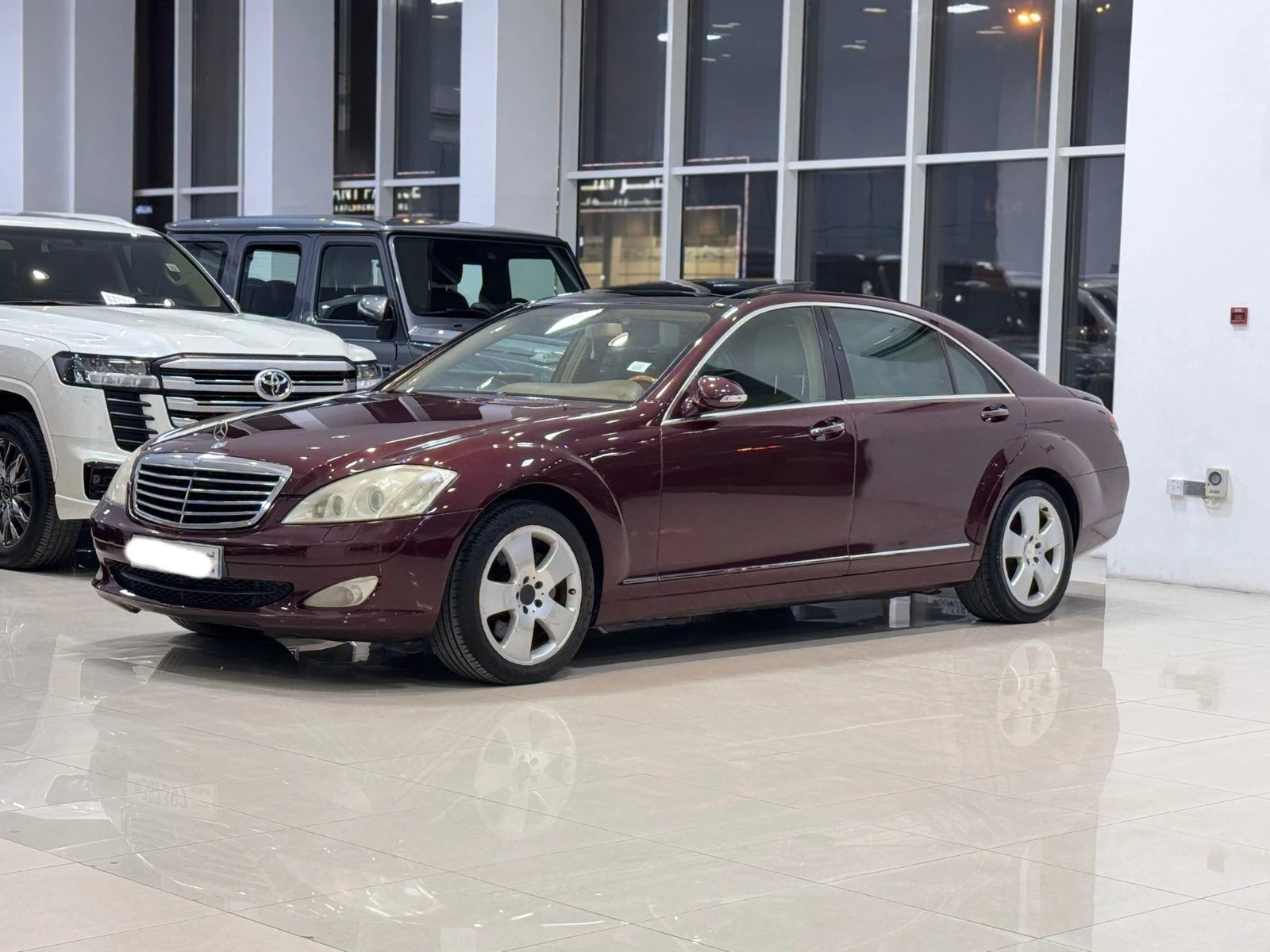 Mercedes Benz S-350 / 2009 (Red)