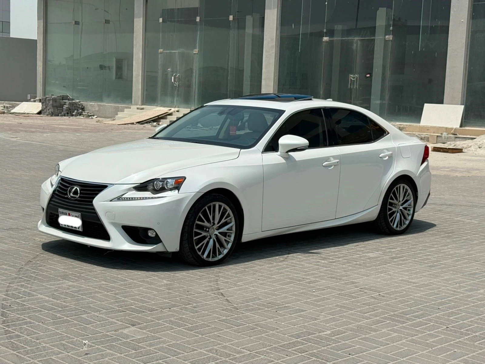 Lexus IS-300 / 2016 (White)