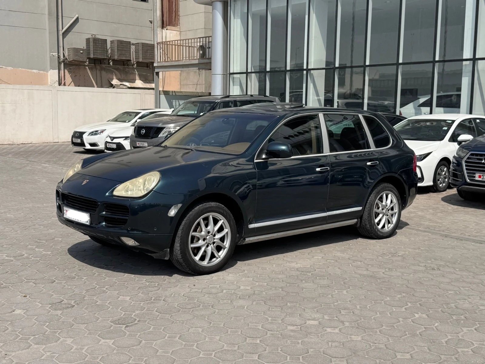 Porsche Cayenne  2005 (Green)