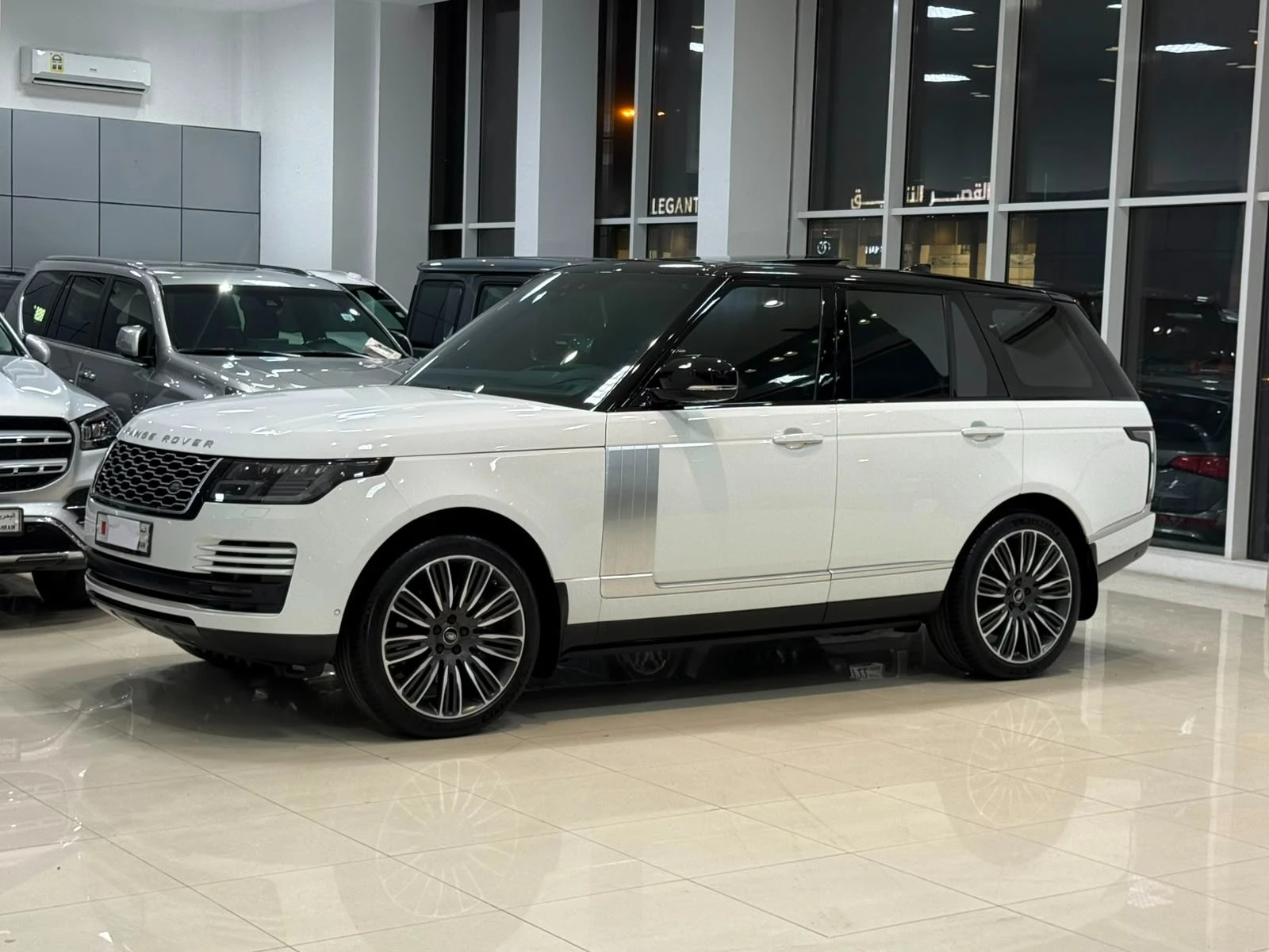 Range Rover Vogue SE 2020 (White)