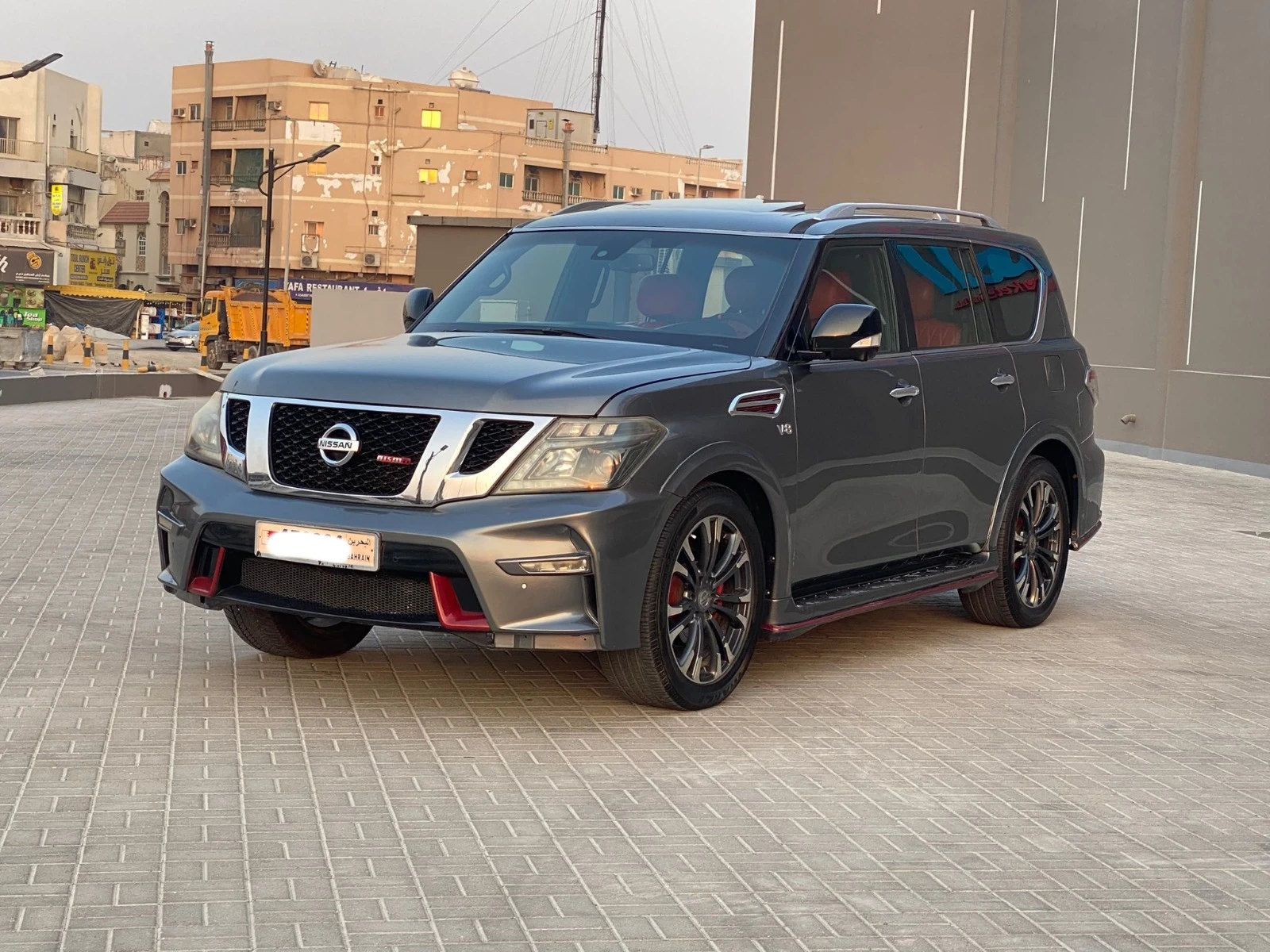 Nissan Patrol Platinum U.A.E 2017 (Grey)