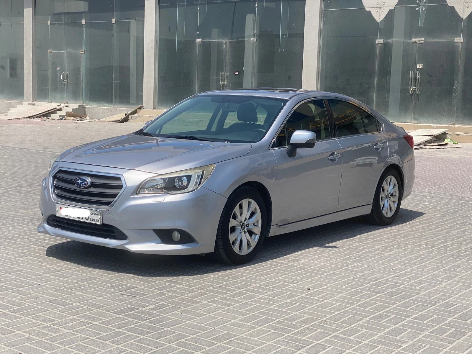 Subaru Legacy 2015 (Silver)