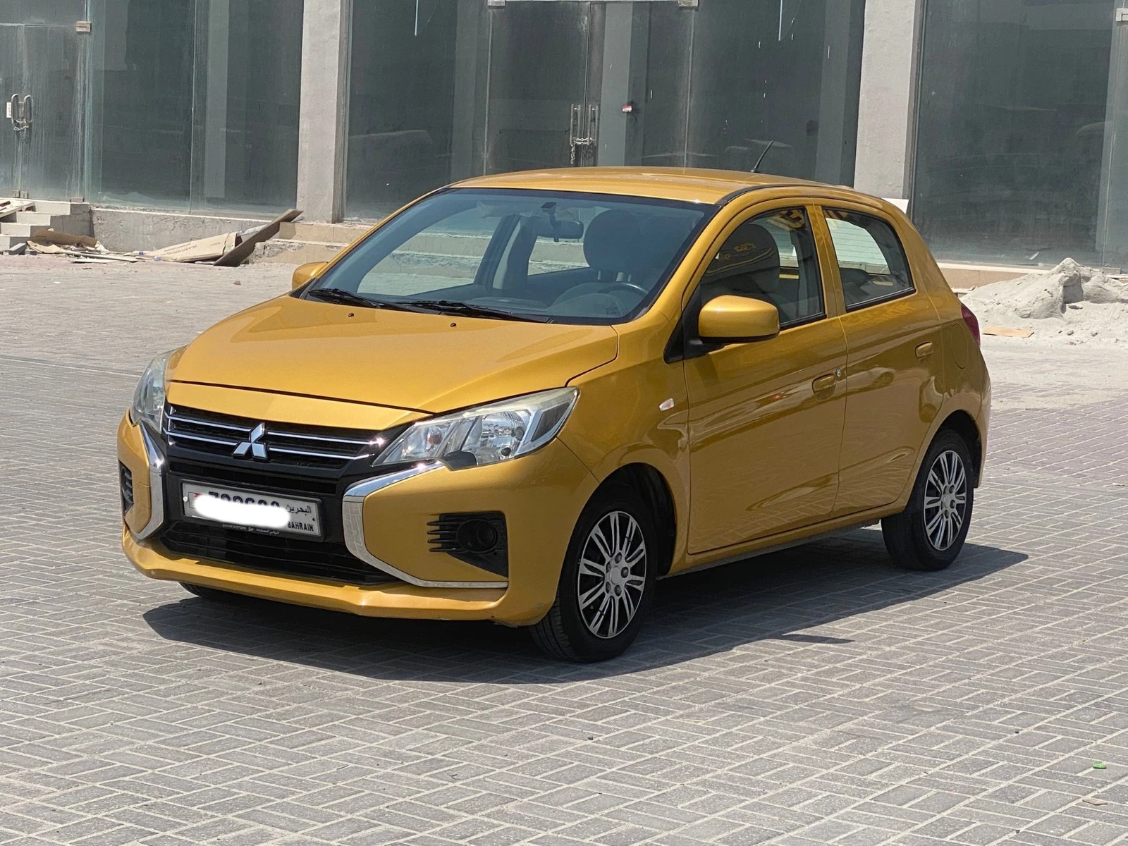 Mitsubishi Spacestar 2022 (Yellow)