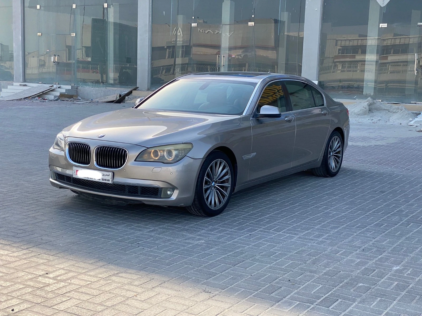 BMW 740Li 2010 (Silver)