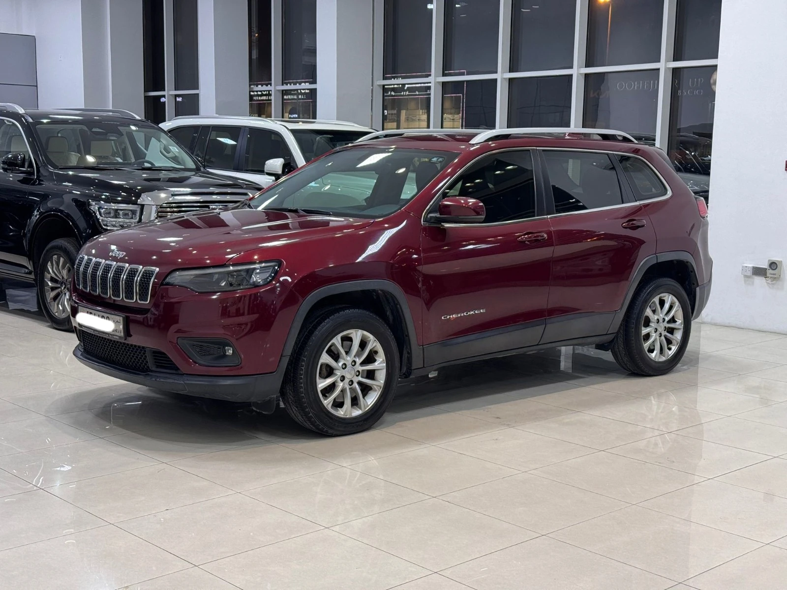 Jeep Cherokee Longitude 2019 (Maroon)