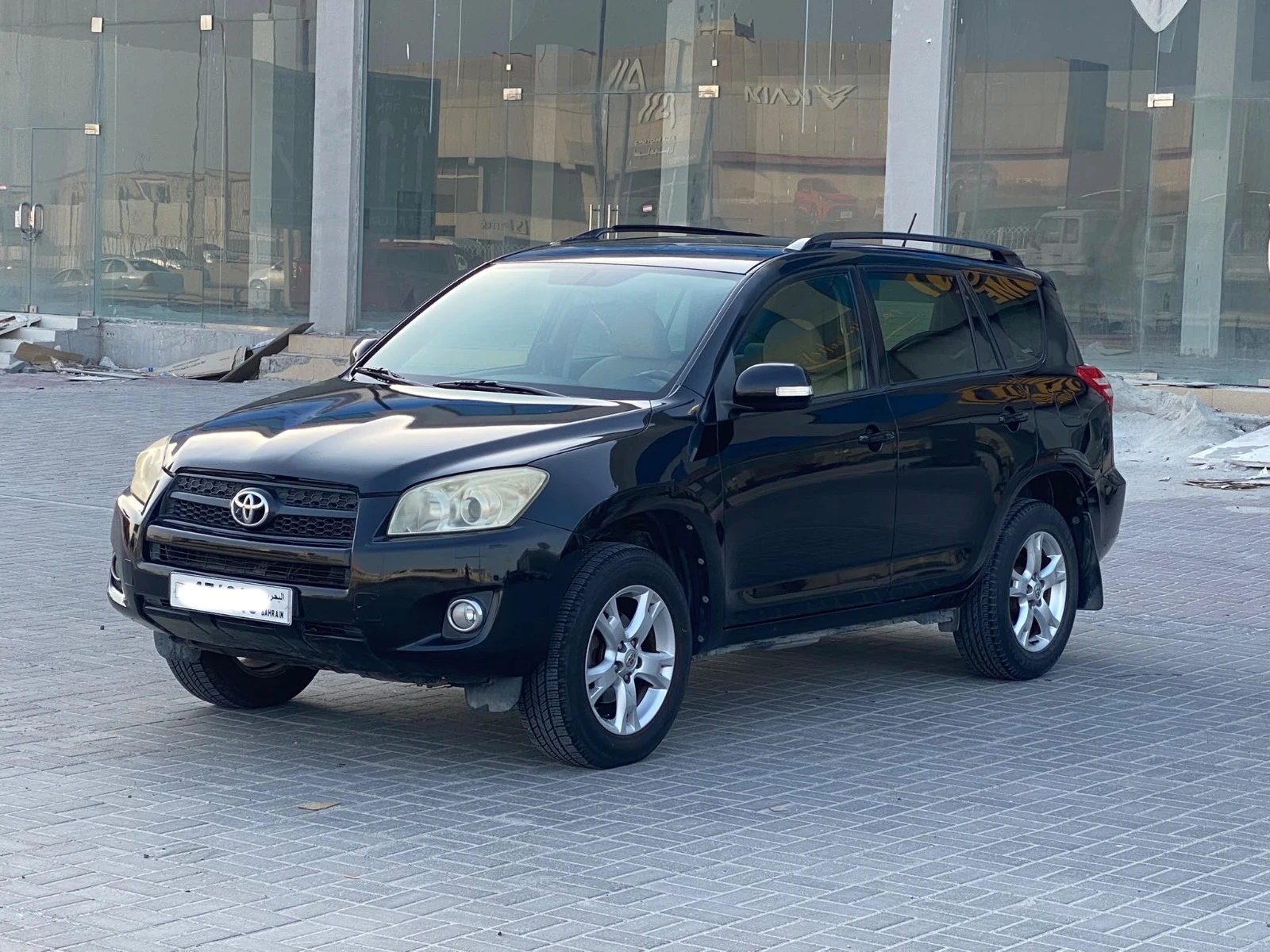 Toyota Rav-4 / 2012 (Black)