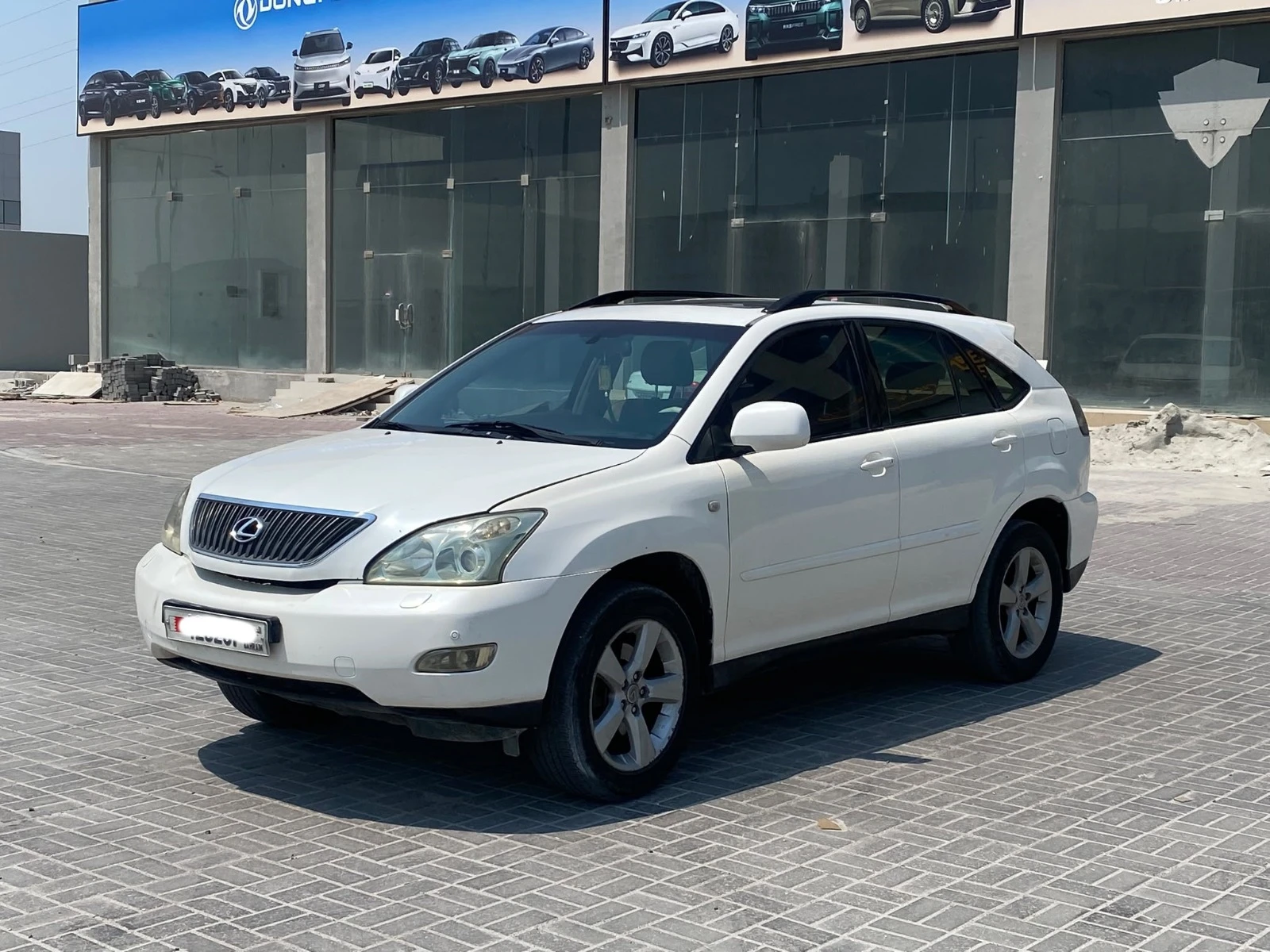 Lexus RX-330 / 2005 (White)