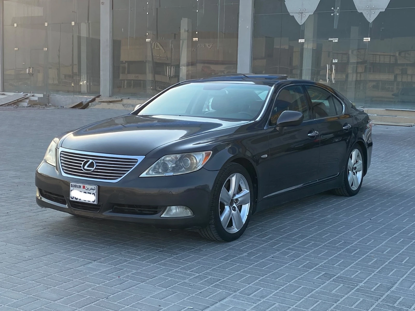 Lexus LS-460 / 2007 (Grey)