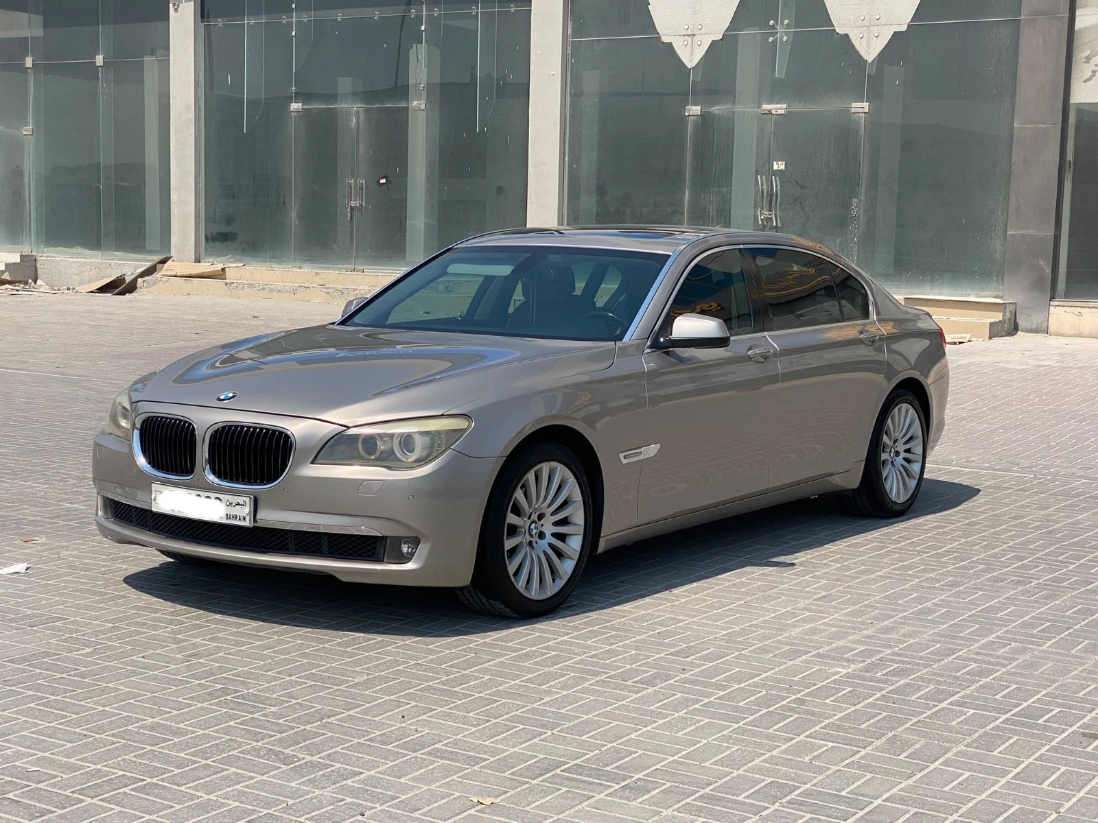 BMW 750Li 2012 (Silver)