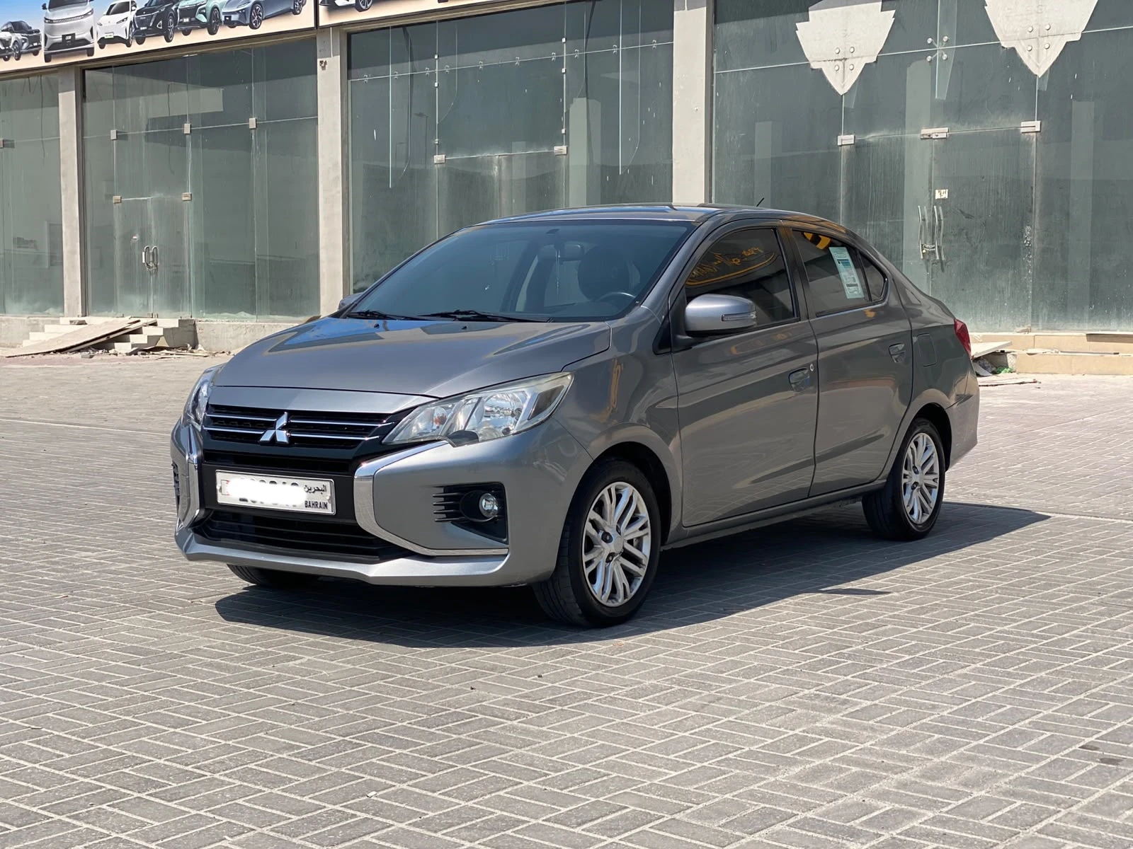 Mitsubishi Attrage 2022 (Silver)