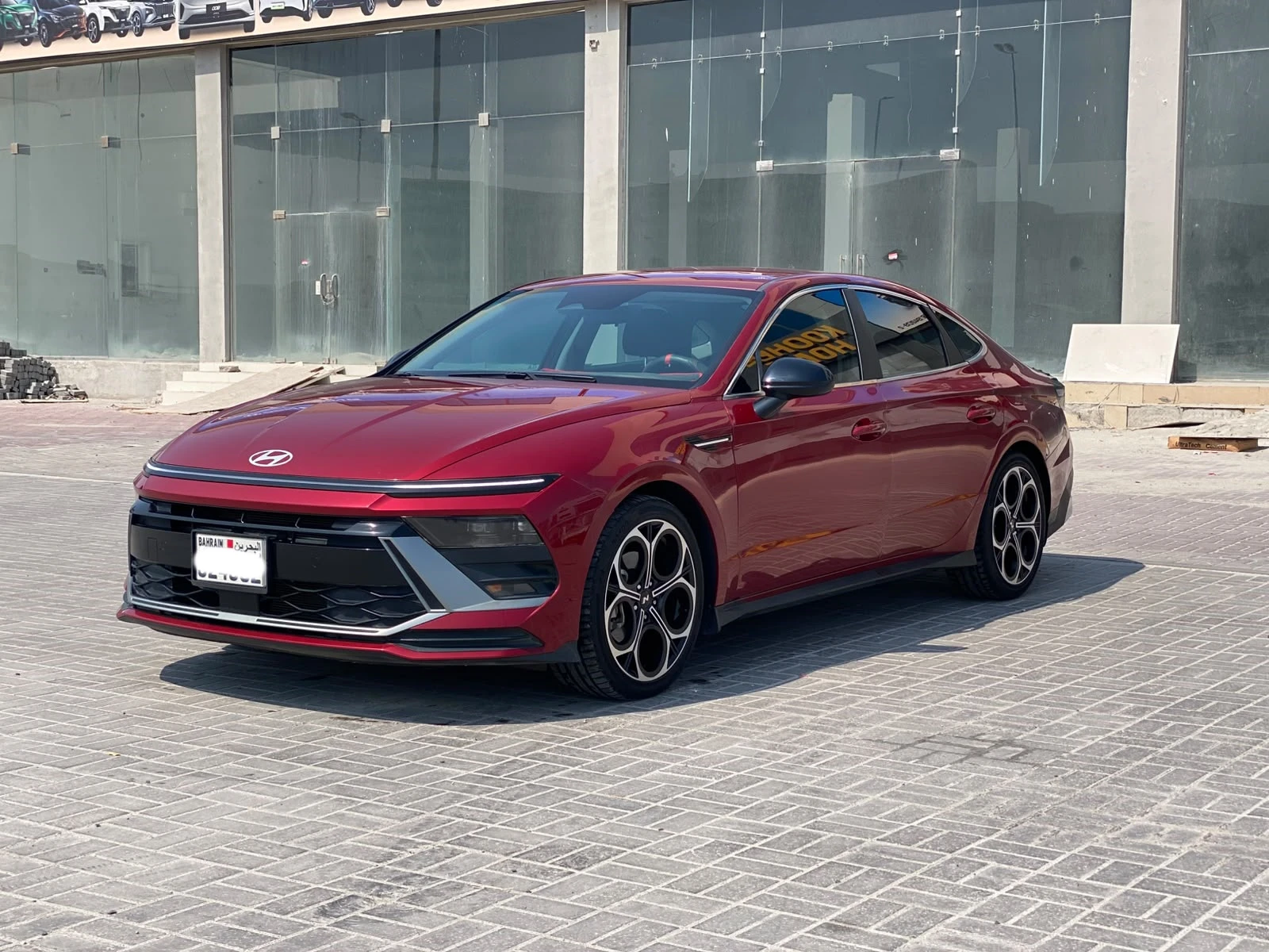 Hyundai Sonata 2025 (Red)