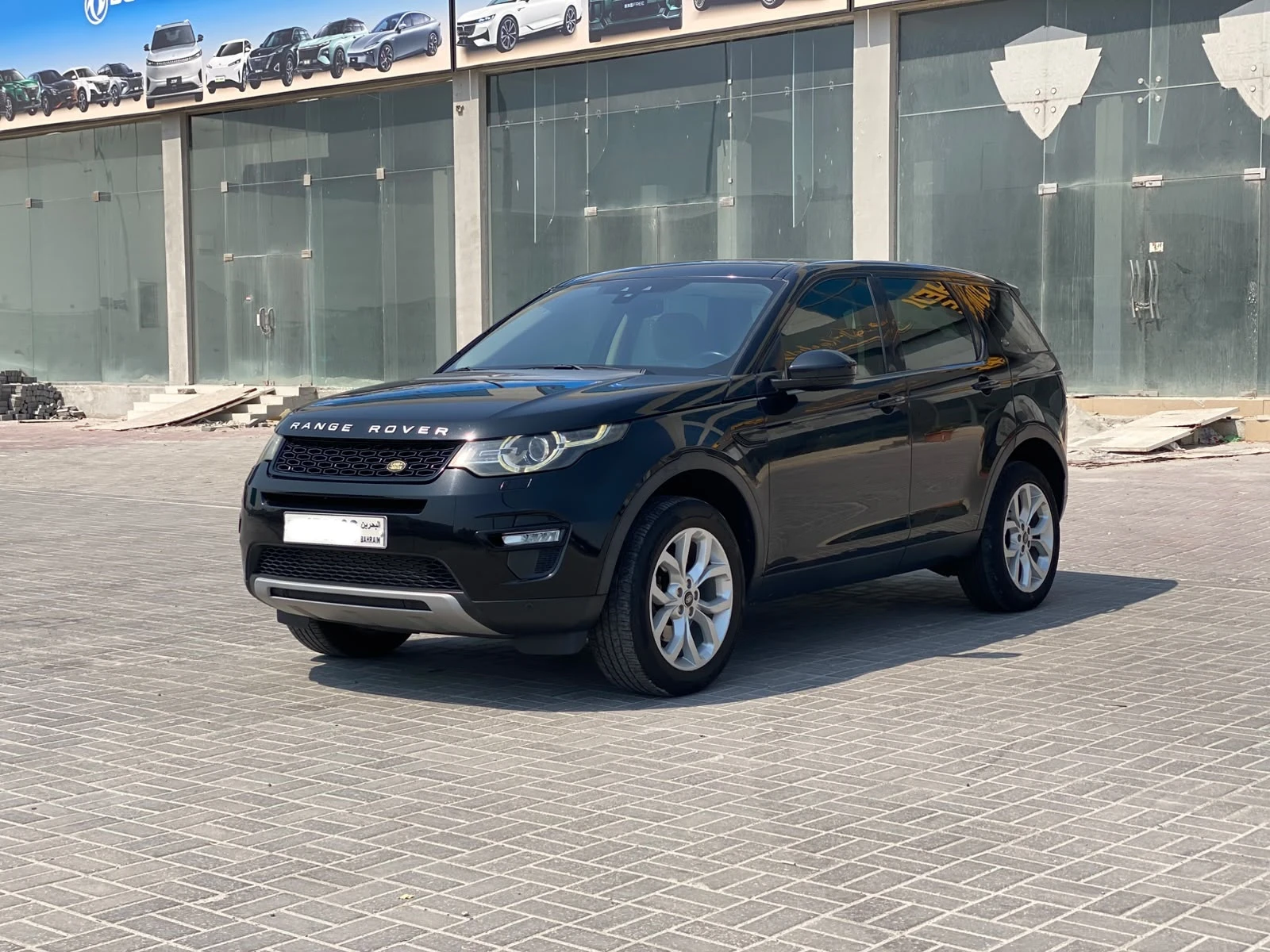 Land Rover Discovery Sport 2015 (Black)