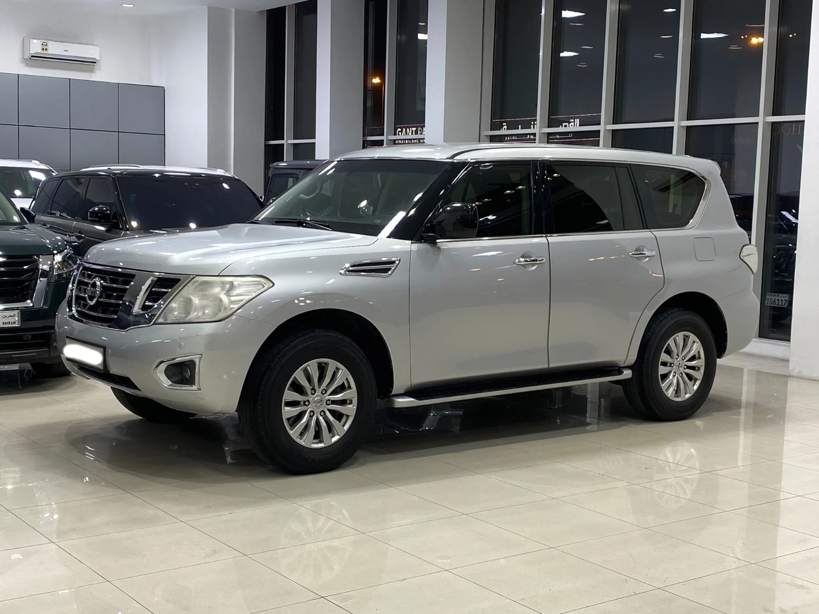 Nissan Patrol XE 2017 (Silver)