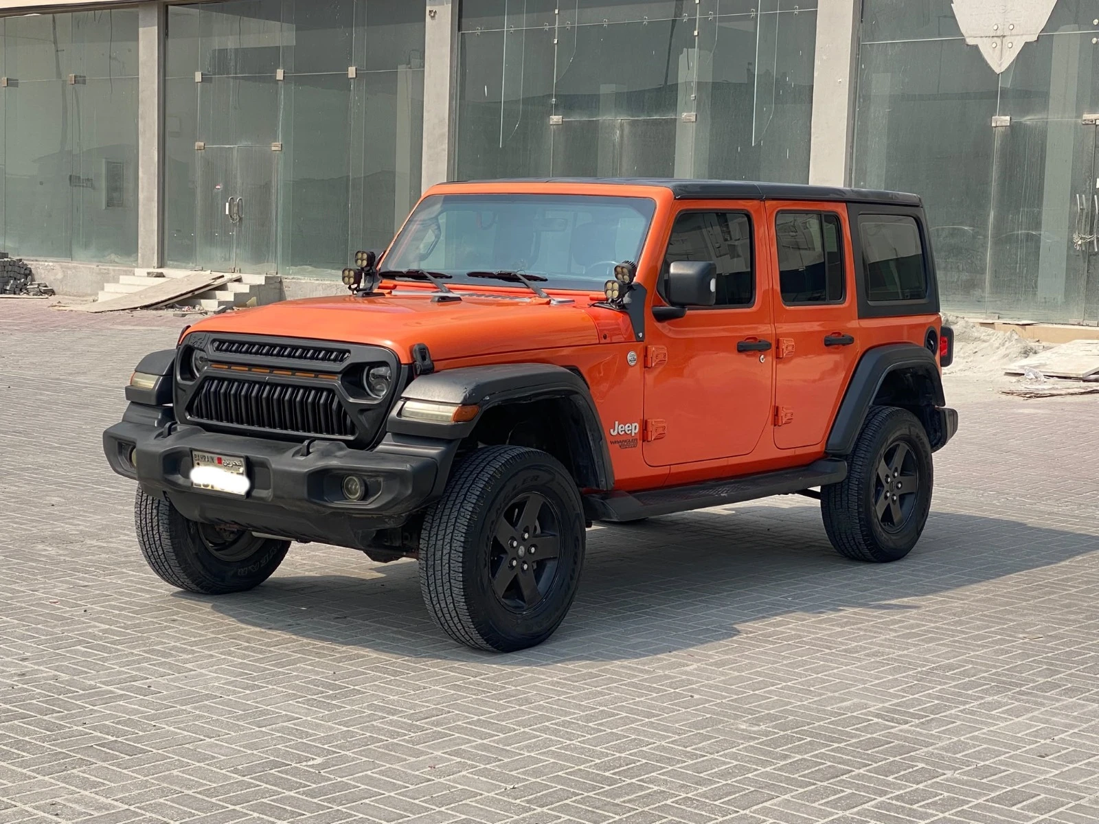 Jeep Wrangler Sport 2018 (Orange)