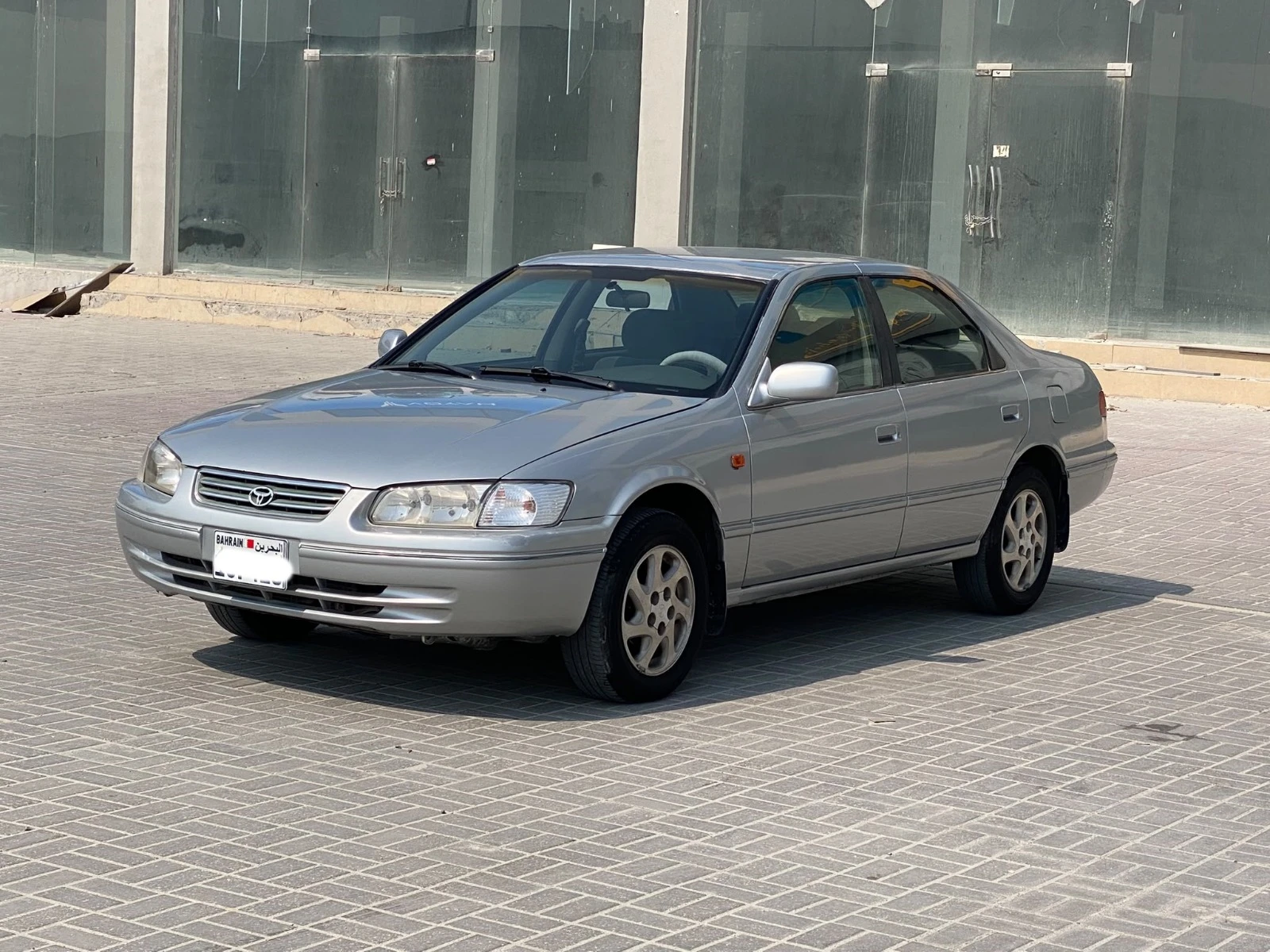 Toyota Camry 2002 (Silver)